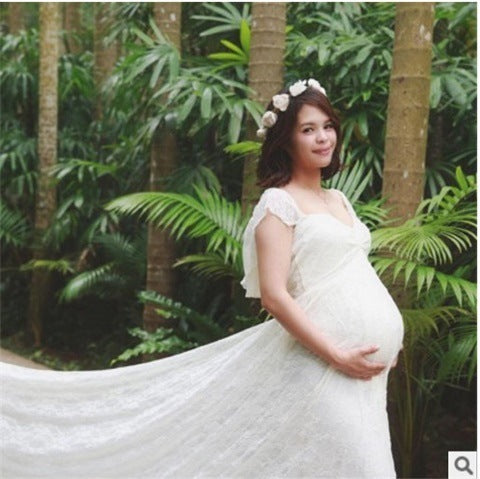 Robe de maternité formelle en dentelle – tenue de mariage ou de baby shower à une épaule