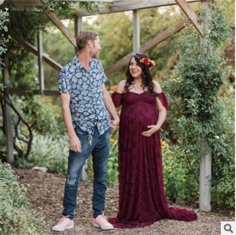 Robe de maternité formelle en dentelle – tenue de mariage ou de baby shower à une épaule